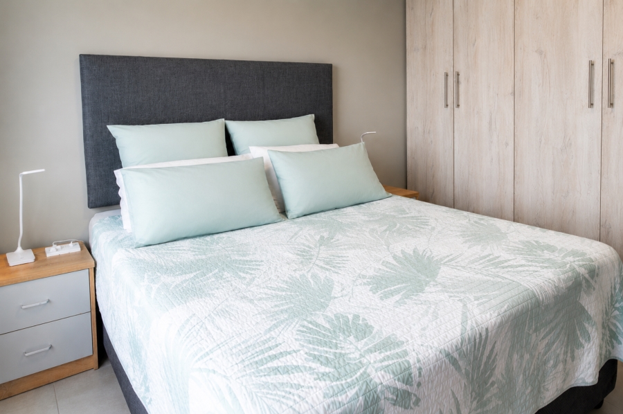 To Let 2 Bedroom Property for Rent in Olifantskop Western Cape